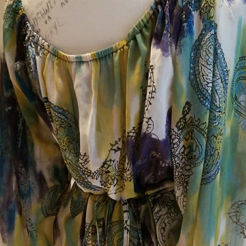 Dress - Picture 3 of 4